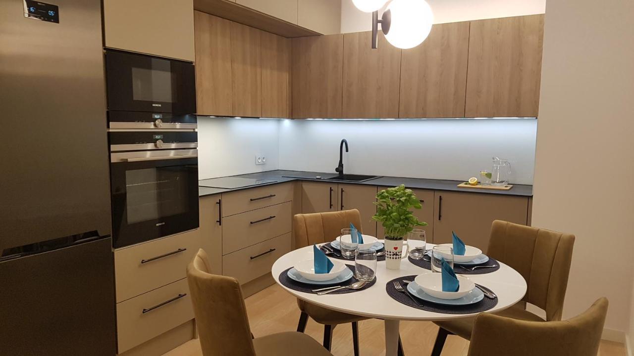 Apartament Zajezdnia Apartman Gdańsk Kültér fotó